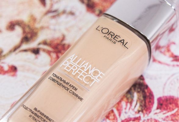 Kem nền L’Oreal Alliance Perfect