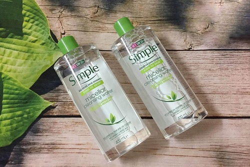 Review 5 loại nước tẩy trang simple dịu nhẹ cho da được yêu thích nhất Review 5 loại nước tẩy trang simple dịu nhẹ cho da được yêu thích nhất